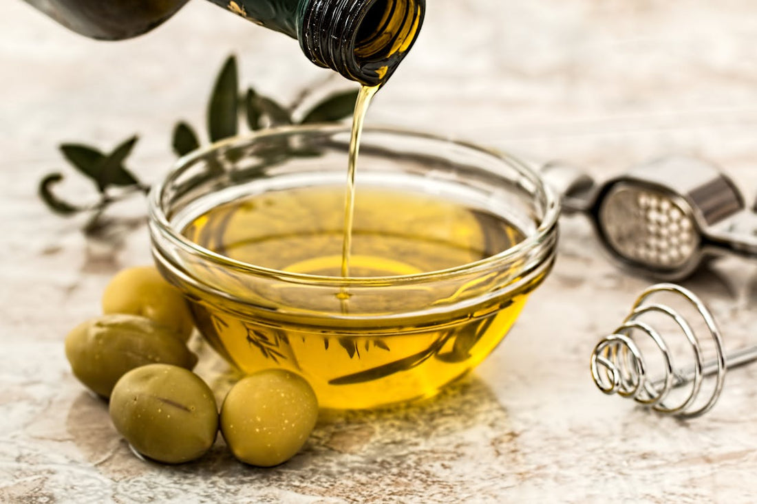 olive oil in a clear bowl